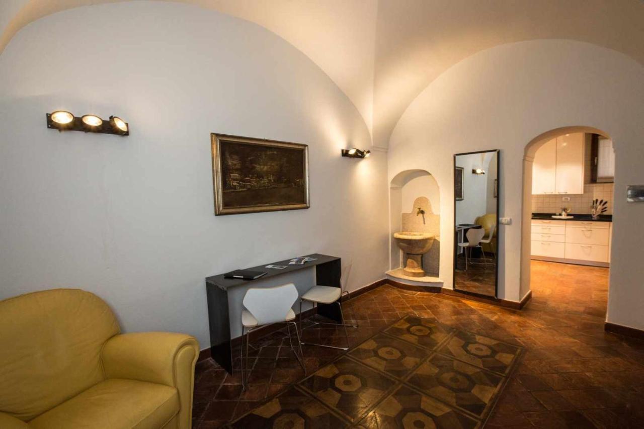 Historical Apartment In The Center Of Gravedona - Larihome A02 Luaran gambar