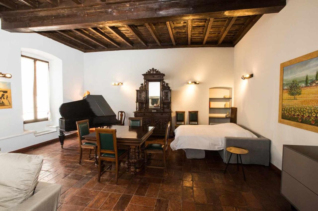 Historical Apartment In The Center Of Gravedona - Larihome A02 Luaran gambar