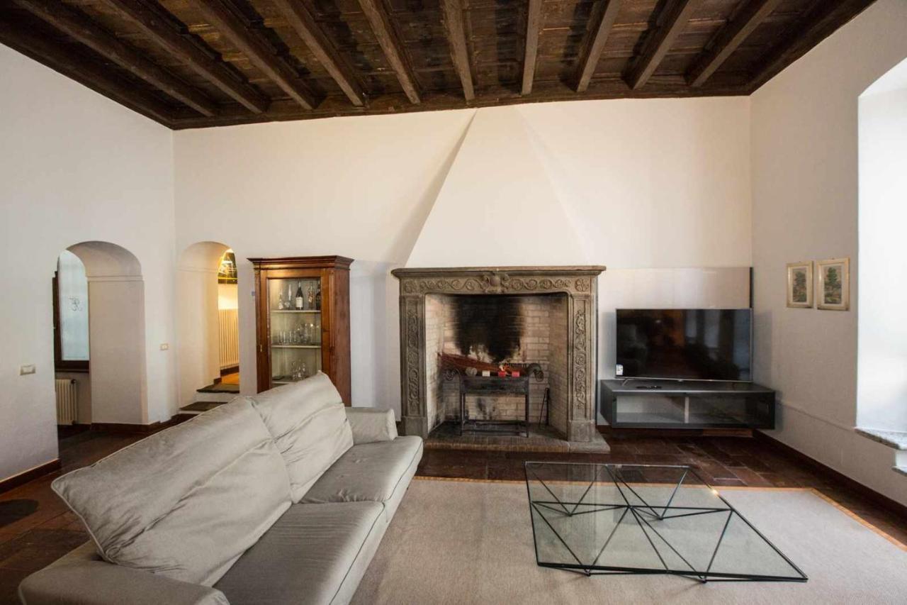 Historical Apartment In The Center Of Gravedona - Larihome A02 Luaran gambar