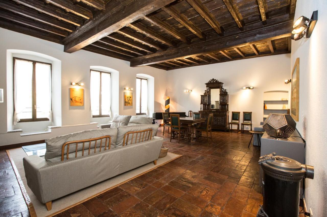 Historical Apartment In The Center Of Gravedona - Larihome A02 Luaran gambar