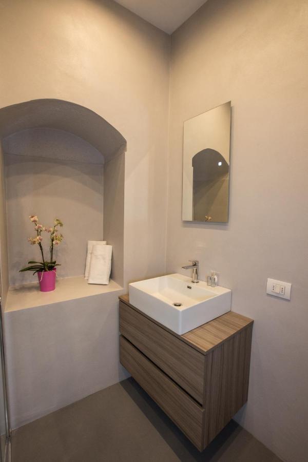 Historical Apartment In The Center Of Gravedona - Larihome A02 Luaran gambar