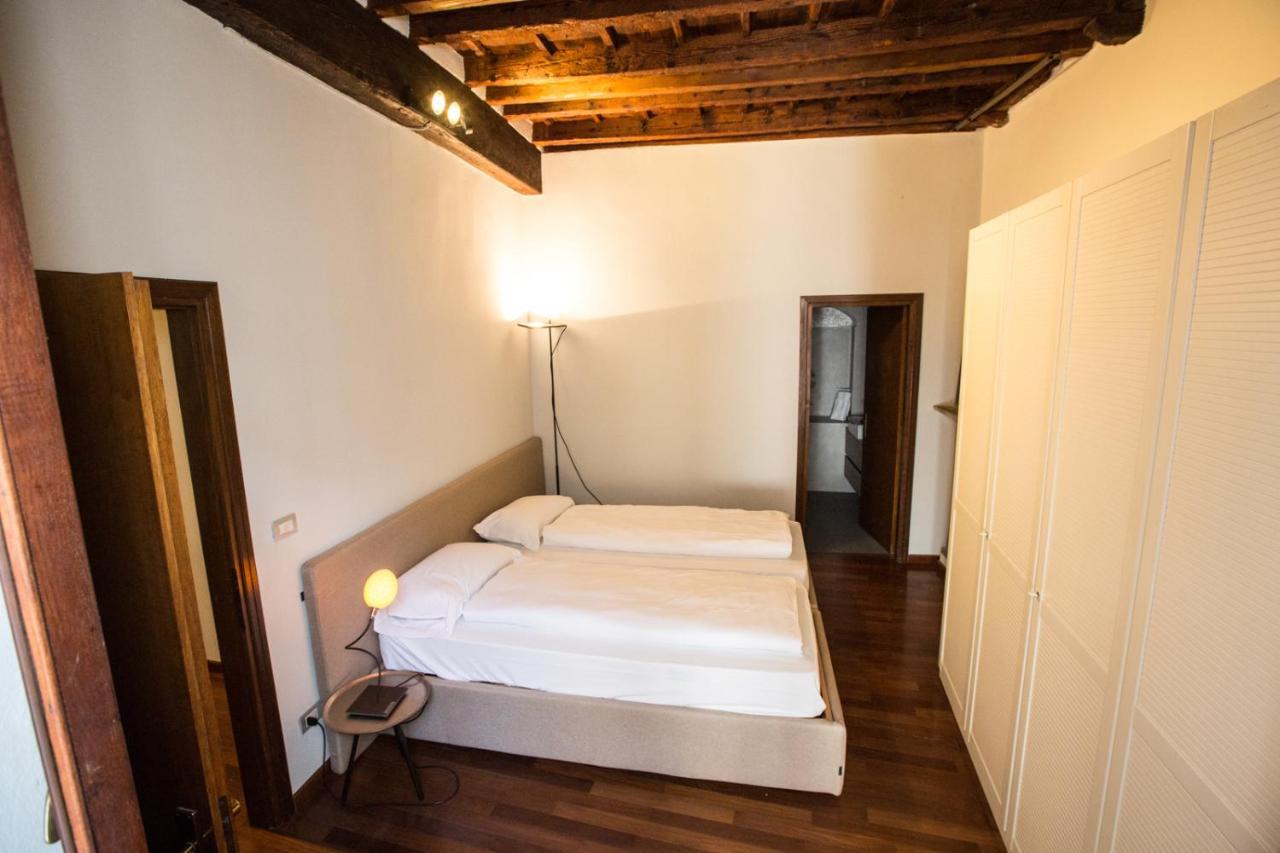 Historical Apartment In The Center Of Gravedona - Larihome A02 Luaran gambar