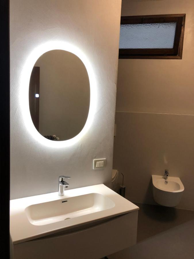 Historical Apartment In The Center Of Gravedona - Larihome A02 Luaran gambar