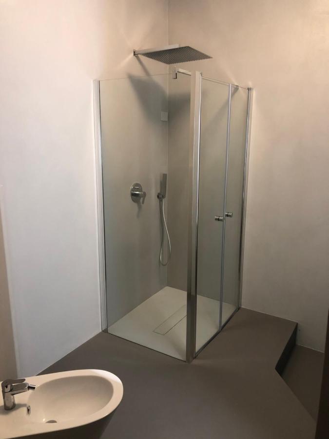 Historical Apartment In The Center Of Gravedona - Larihome A02 Luaran gambar